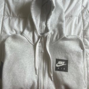 Large Nike hoodie sweater good condition